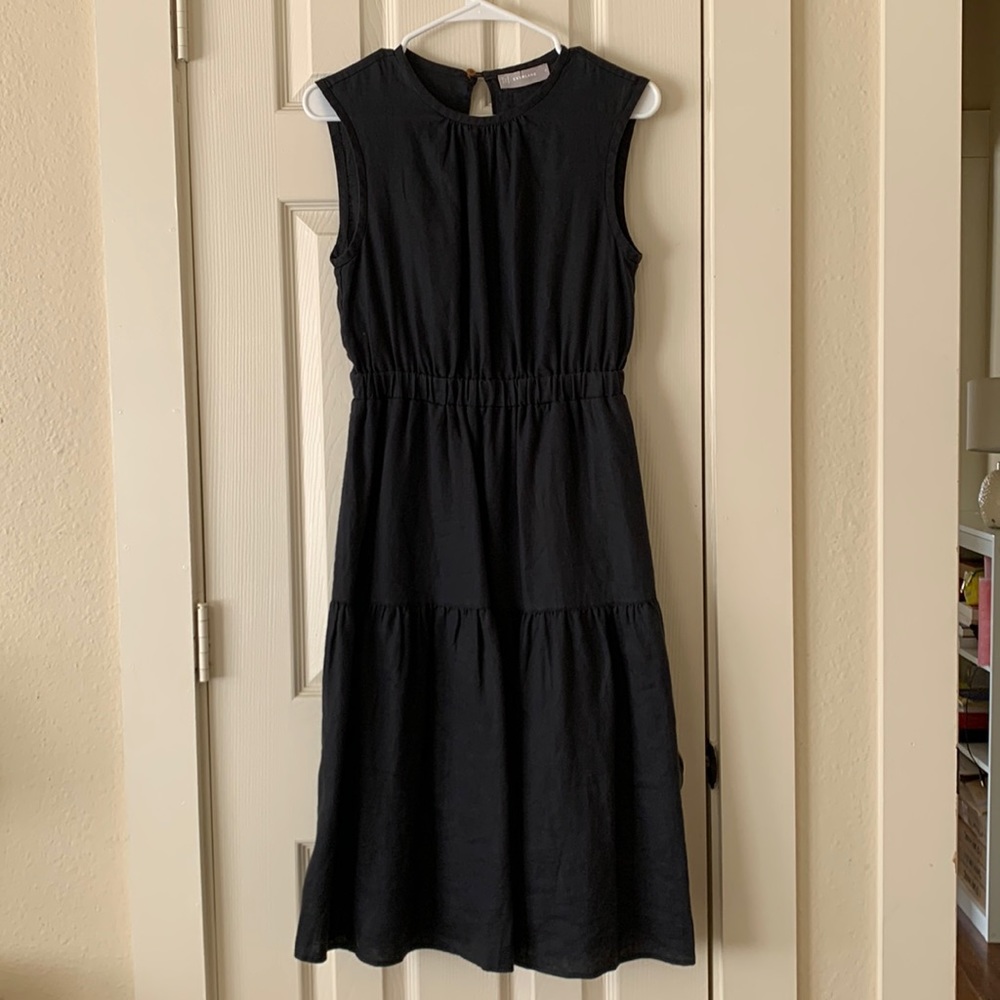 Everlane Tiered linen Midi Dress